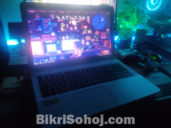 Asus (Full white), 15.6